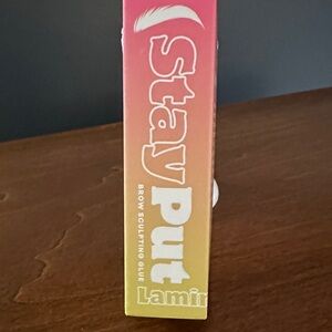 Stay Put Brow Sculpting Glue
